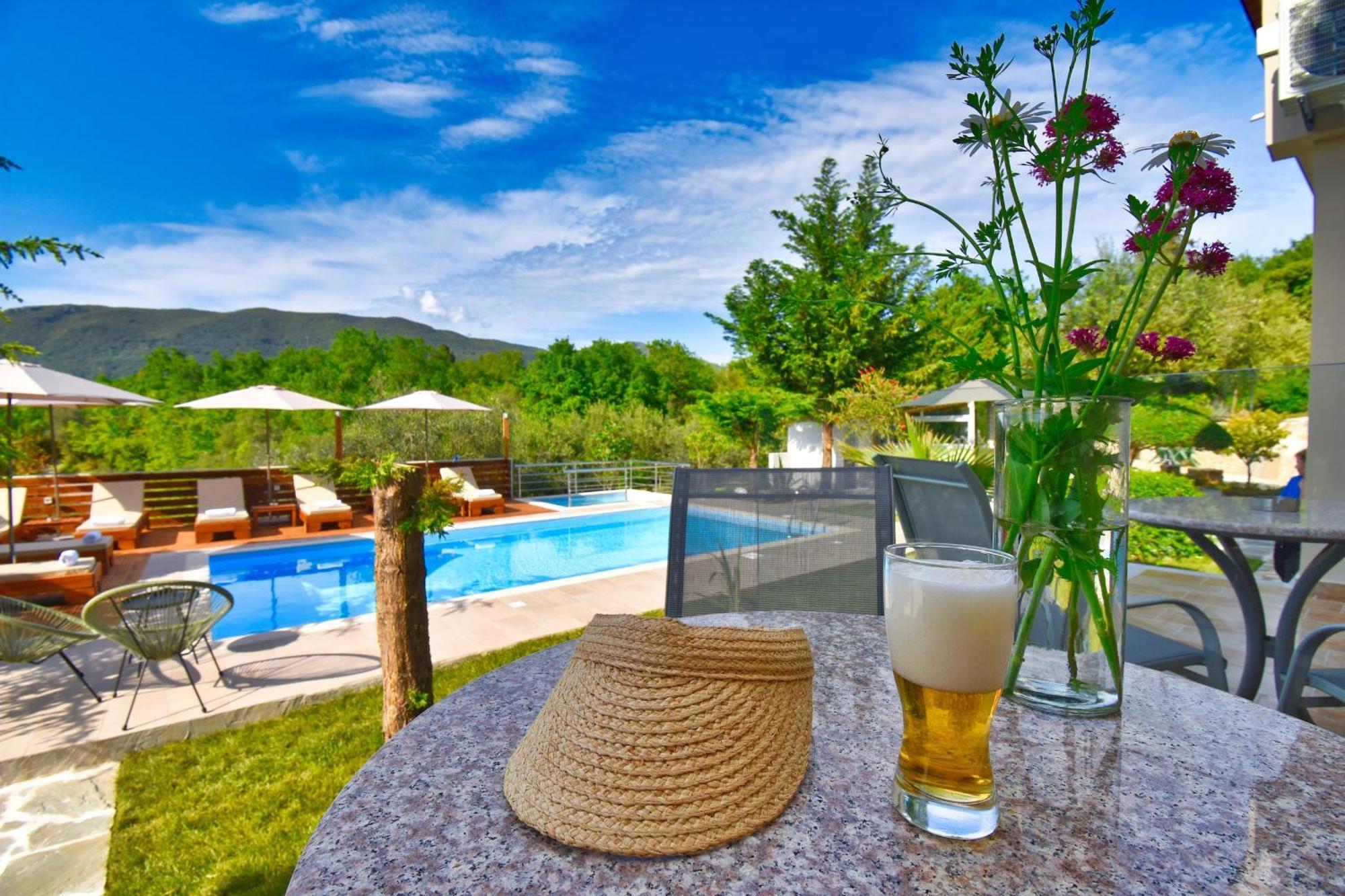 The Stone Villas Ano Korakiana Exterior photo